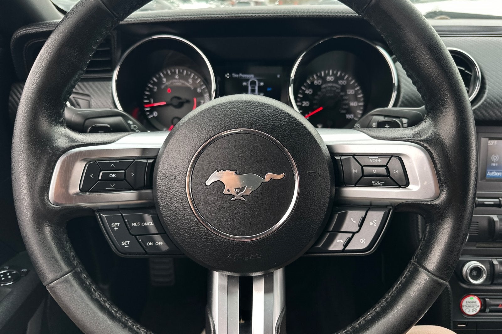 2017 Ford Mustang V6