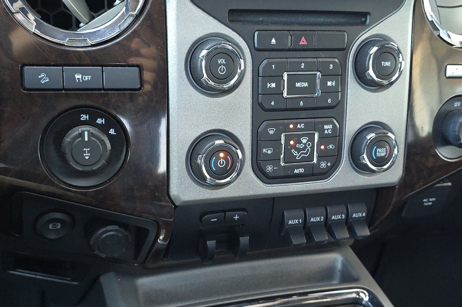 2016 Ford F-350SD Platinum