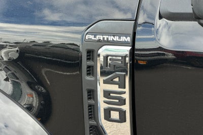 2023 Ford F-450SD Platinum