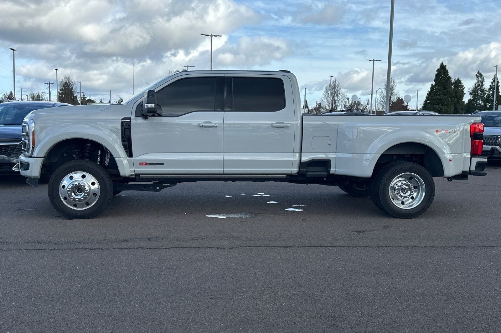 2025 Ford F-450 Platinum DRW