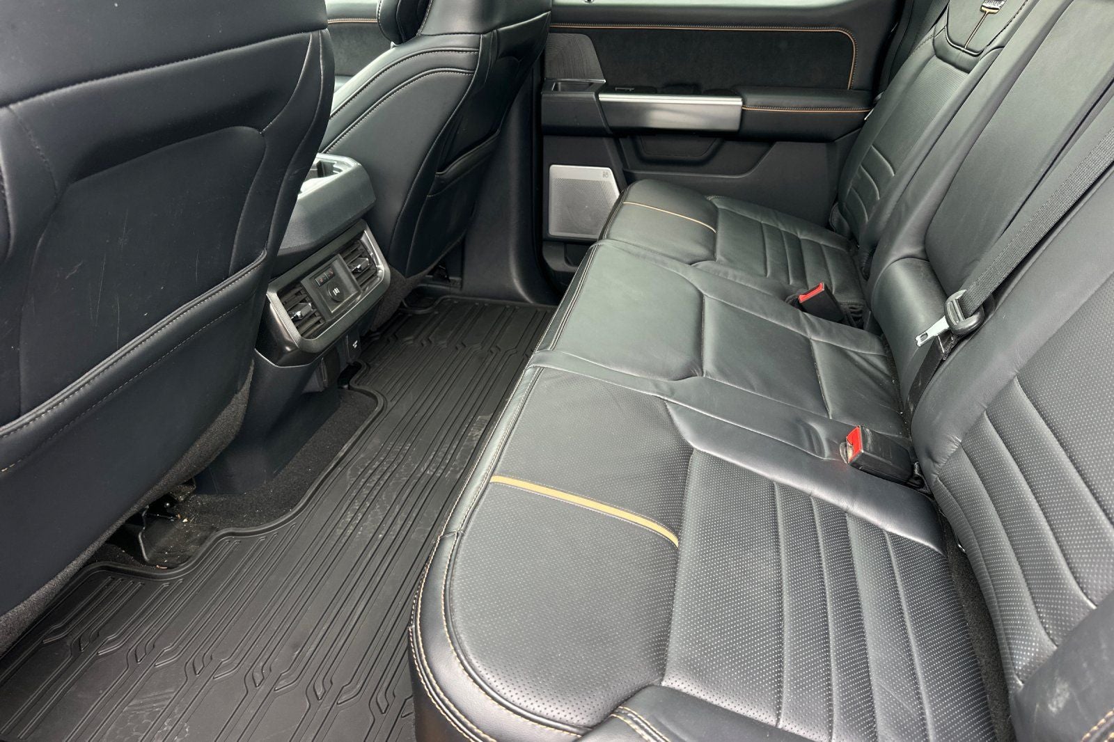 2024 Ford F-450SD Platinum