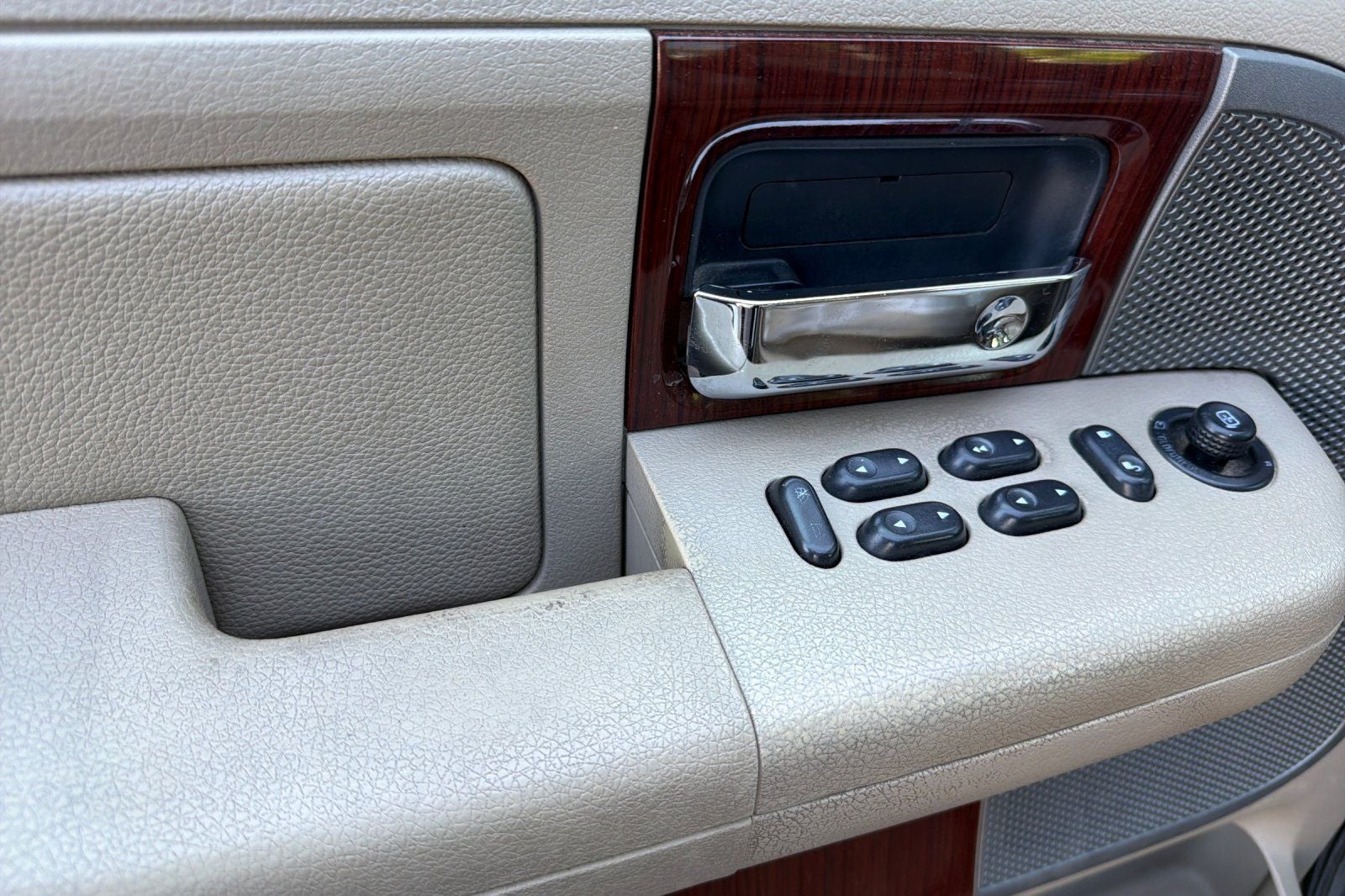2008 Ford F-150 Base