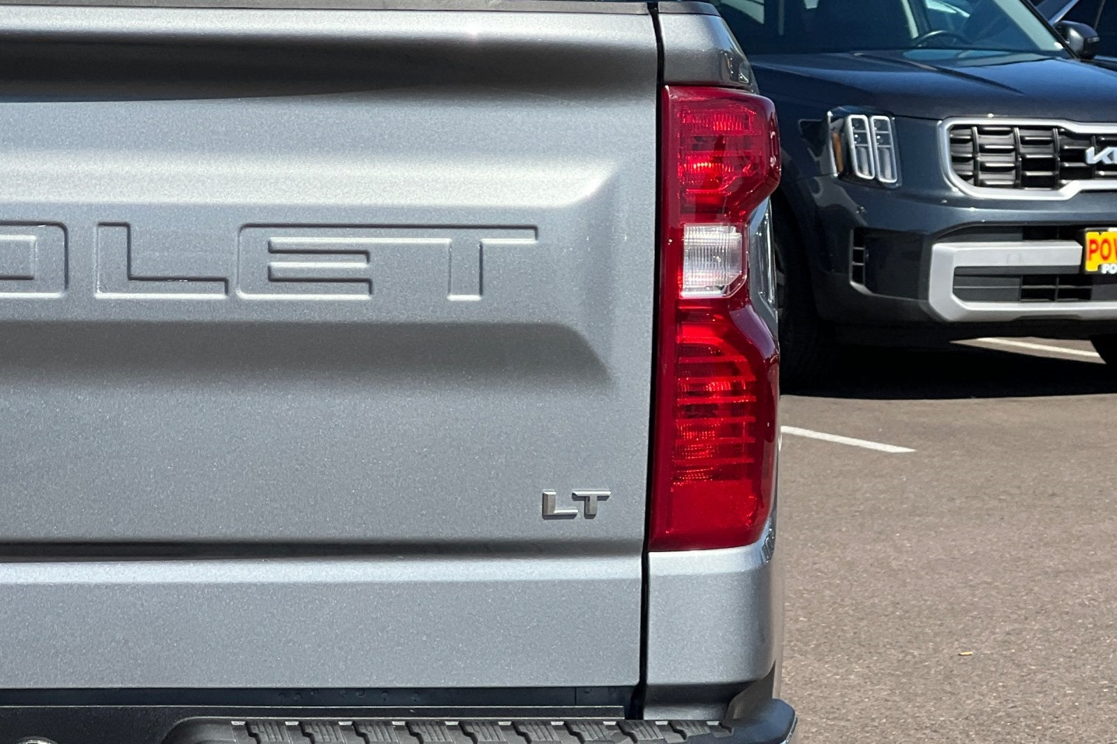 2024 Chevrolet Silverado 1500 LT LT1