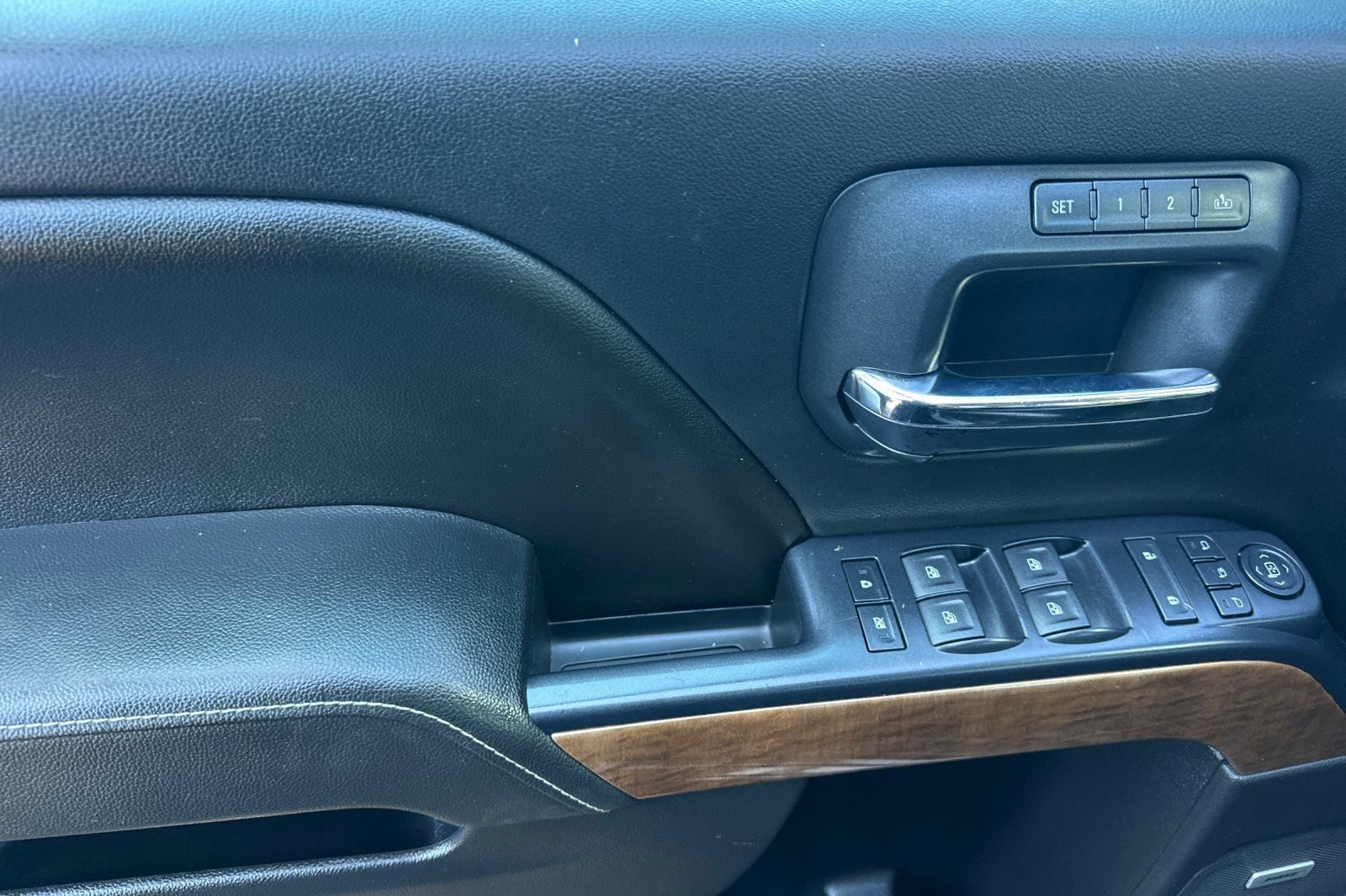 2014 Chevrolet Silverado 1500 LTZ 1LZ