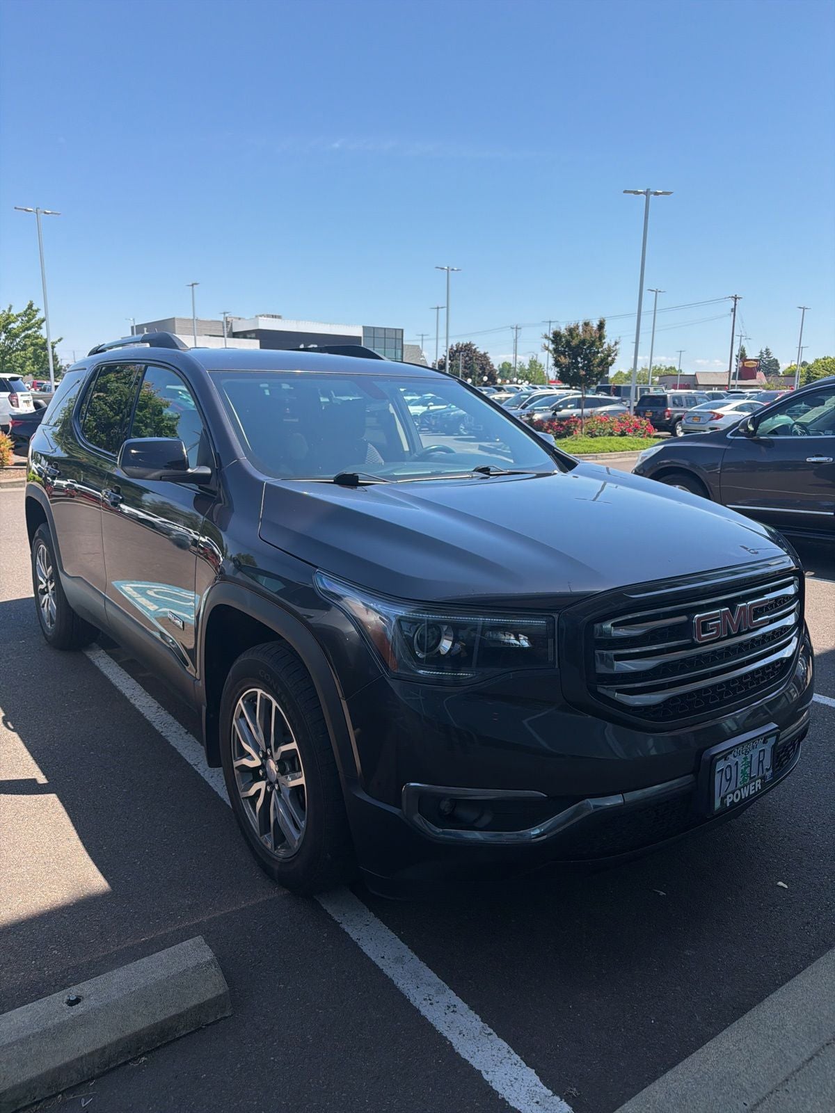 2017 GMC Acadia SLE-2