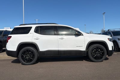 2022 GMC Acadia SLT