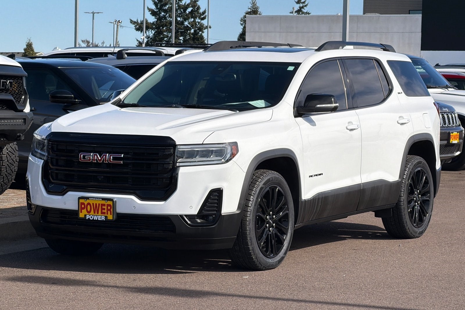 2022 GMC Acadia SLT