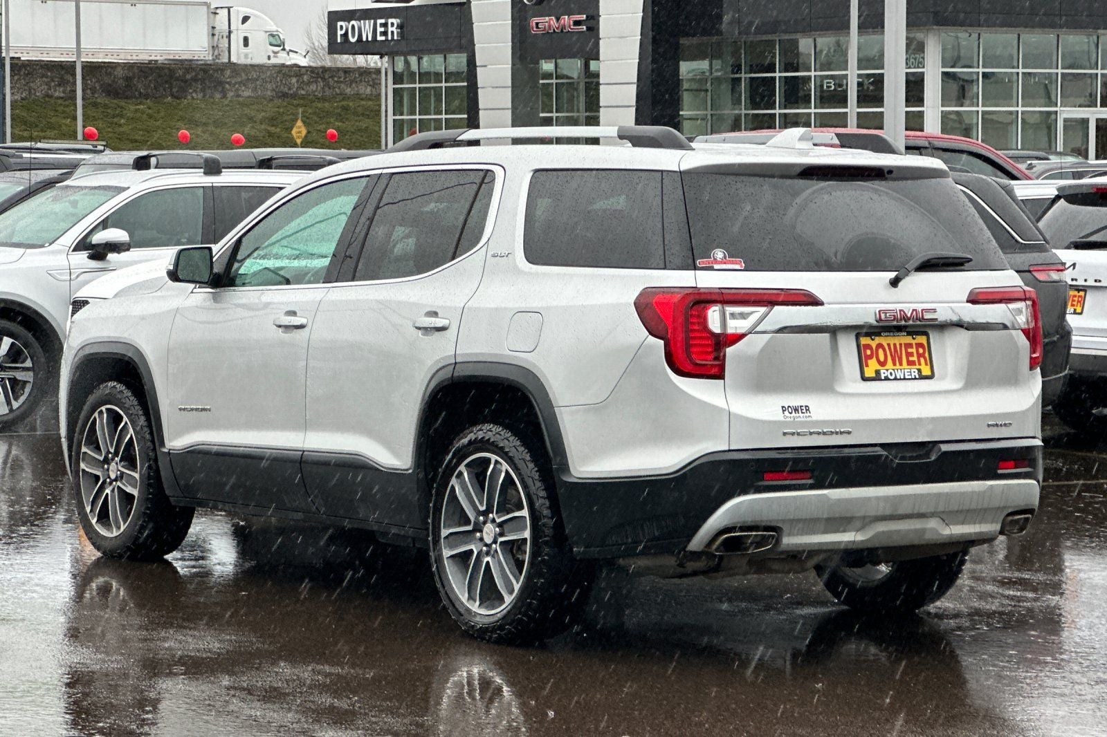 2020 GMC Acadia SLT