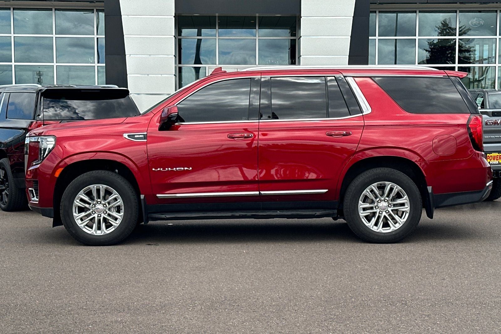 2022 GMC Yukon SLT