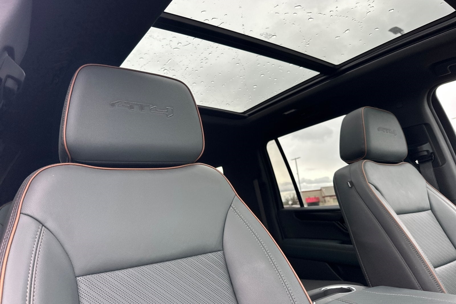 2025 GMC Yukon XL AT4