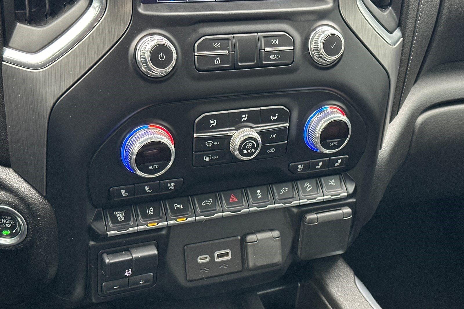 2022 GMC Sierra 3500HD Denali