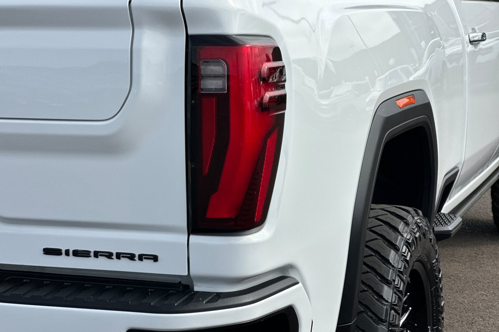 2024 GMC Sierra 3500HD Denali Ultimate