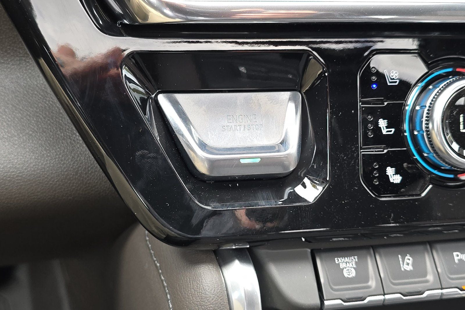 2026 GMC Sierra 3500HD Denali