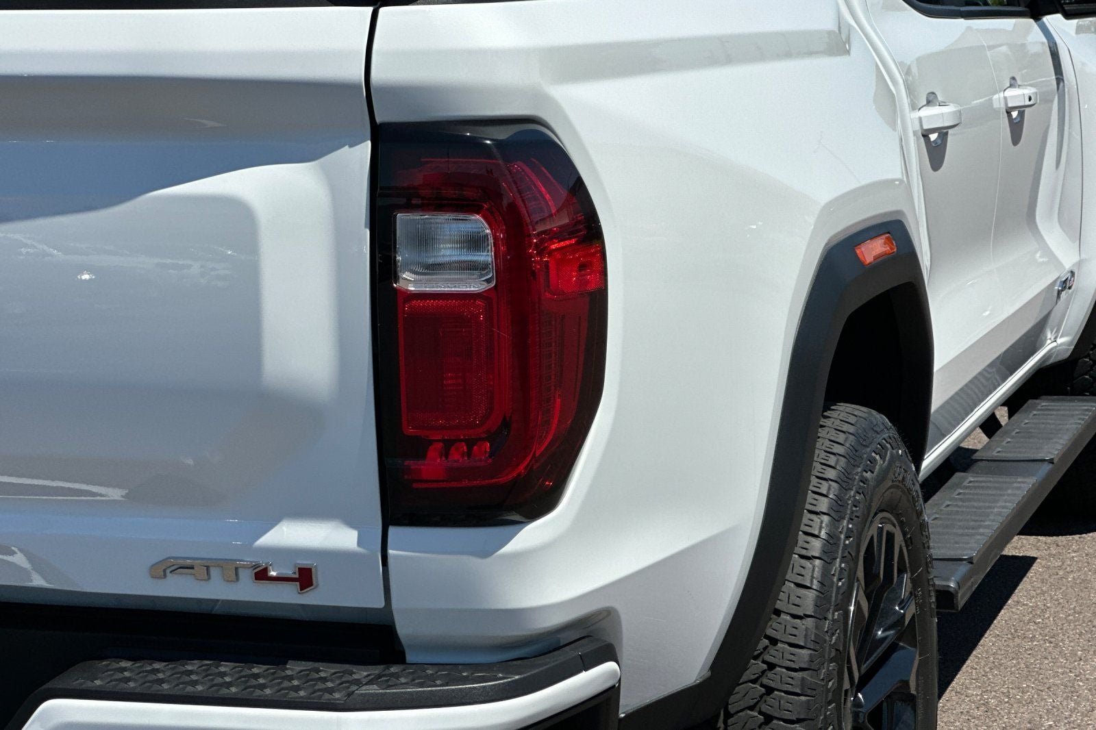 2024 GMC Canyon AT4