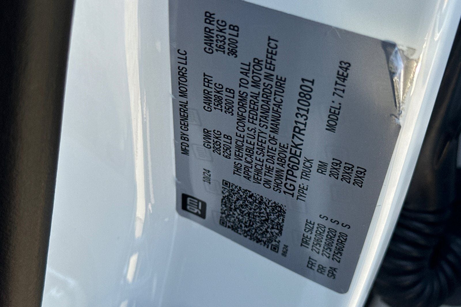 2024 GMC Canyon AT4