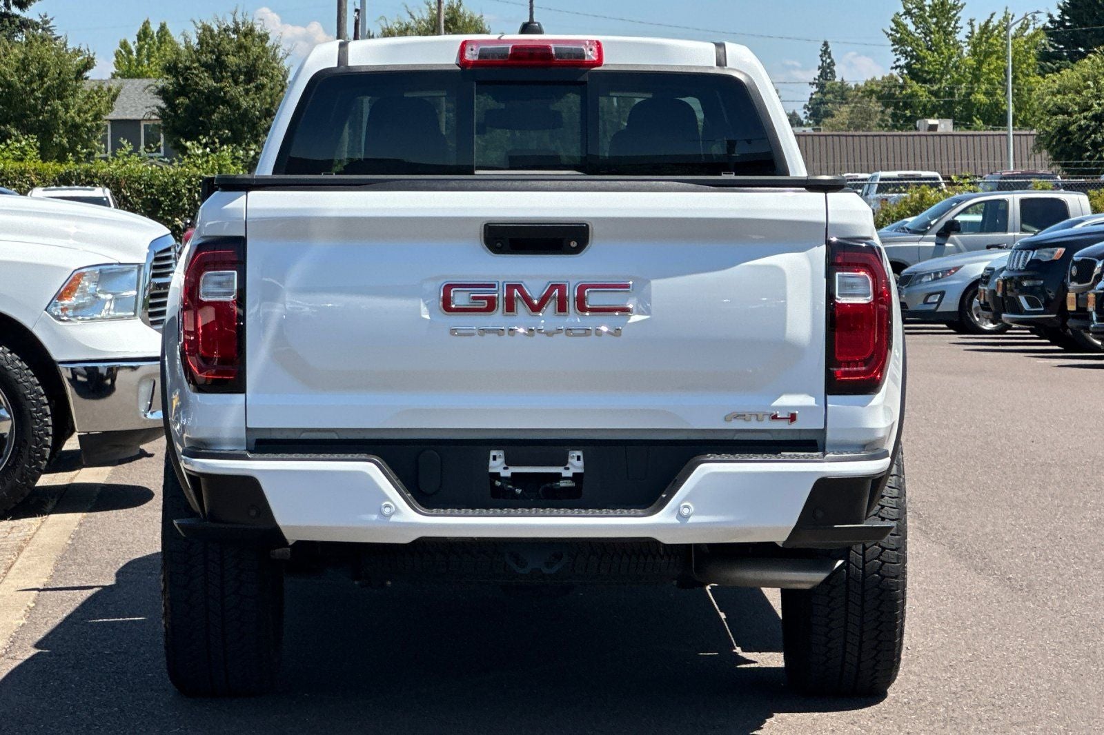 2024 GMC Canyon AT4