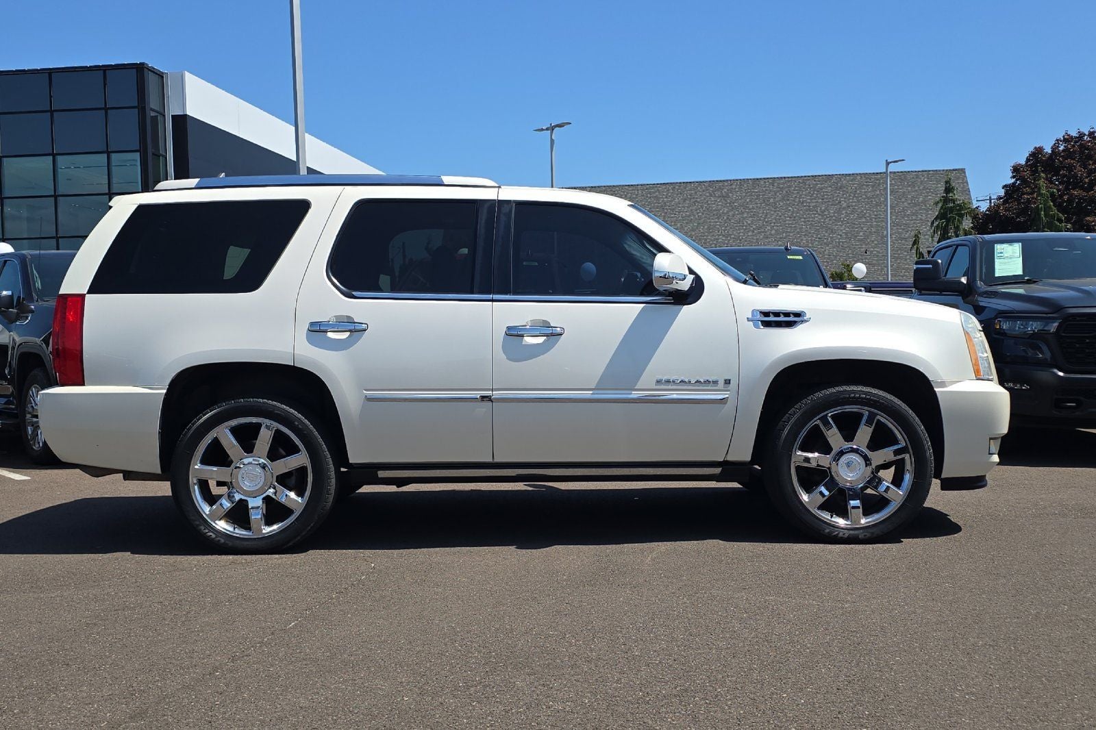 2008 Cadillac Escalade Base