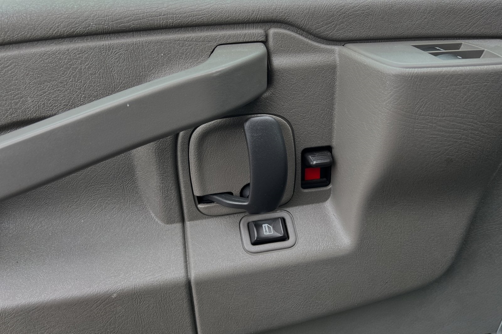 2019 Chevrolet Express 3500 Work Van Cutaway