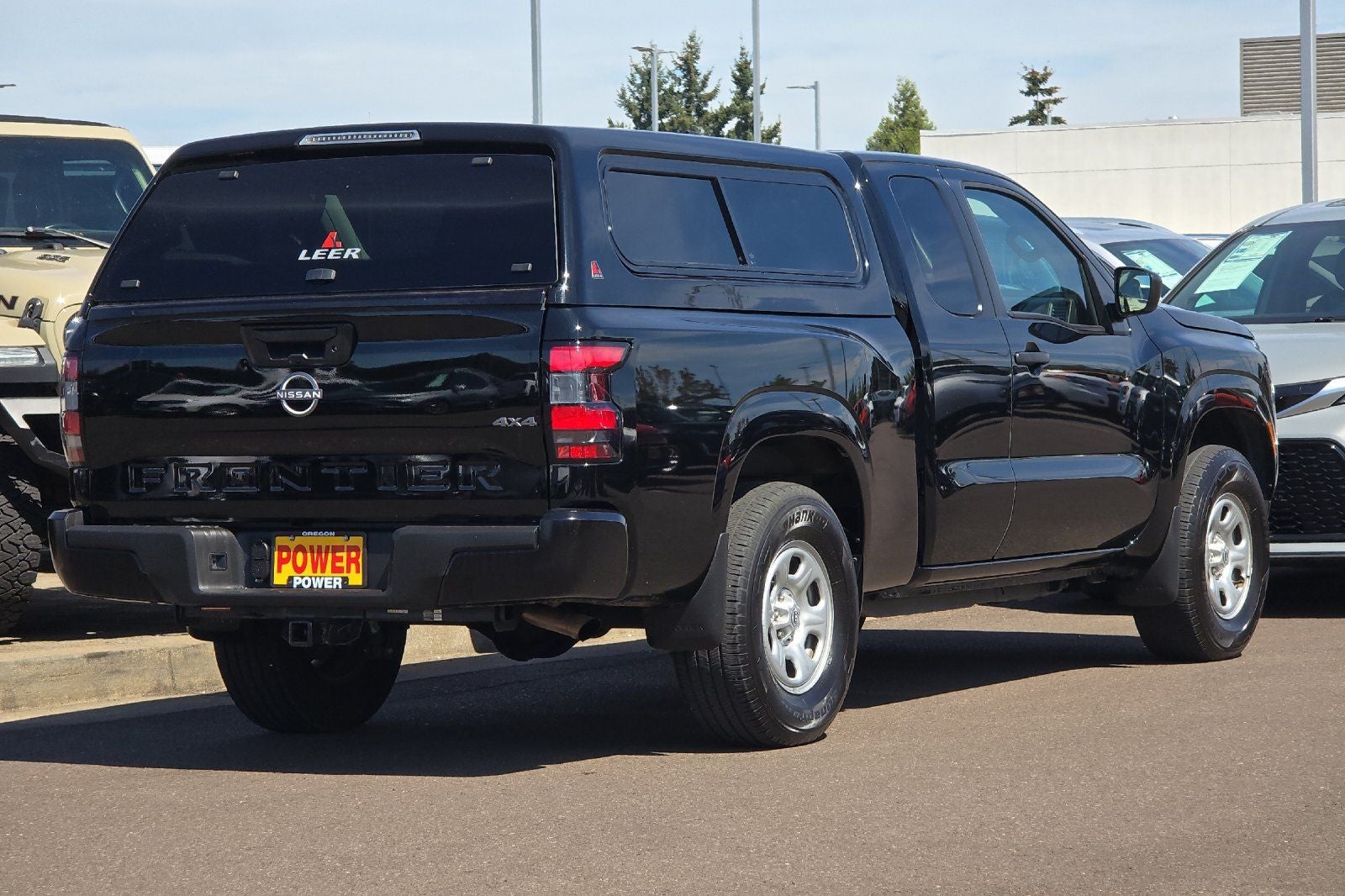 2022 Nissan Frontier S
