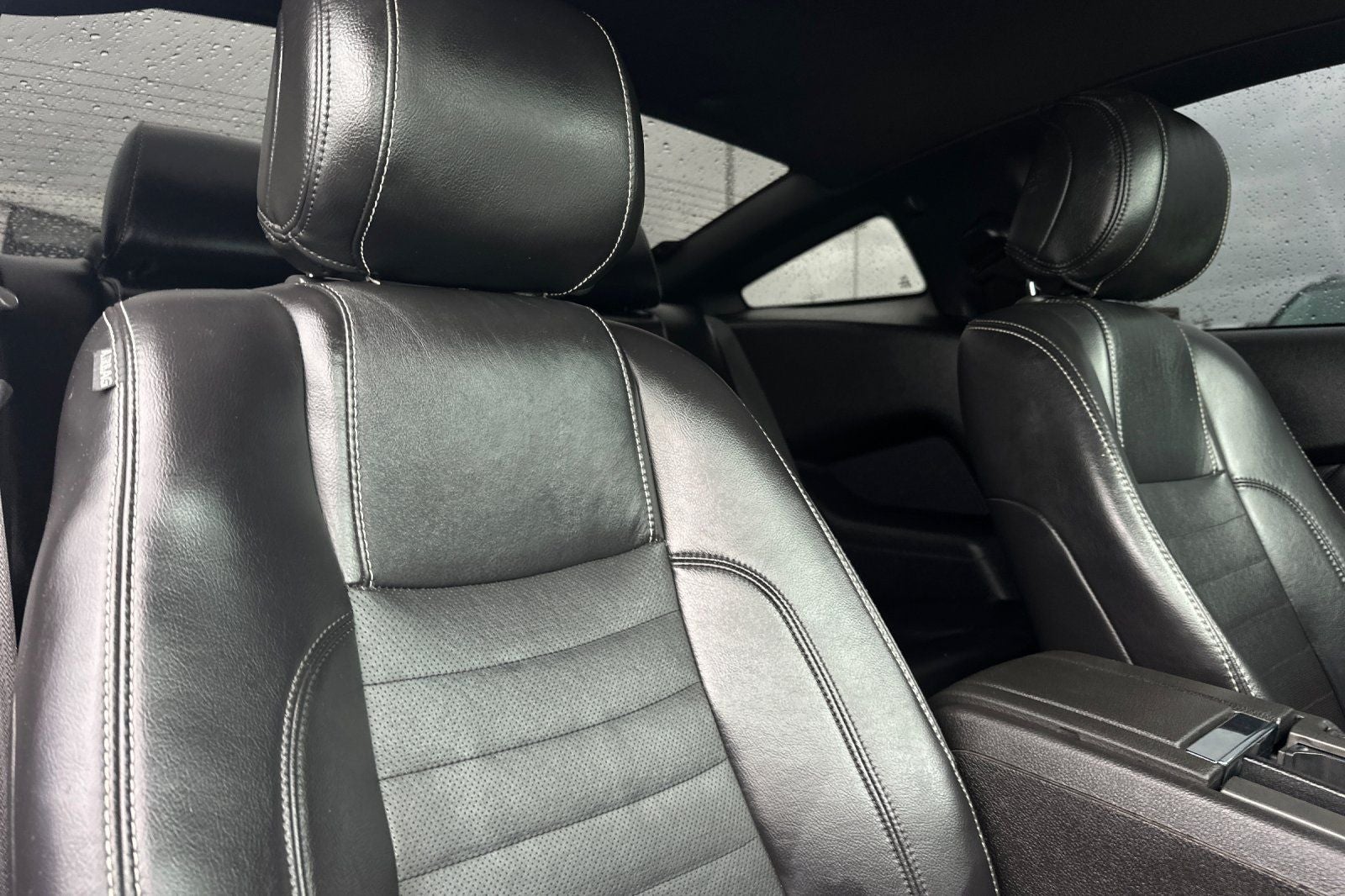2013 Ford Mustang V6 Premium