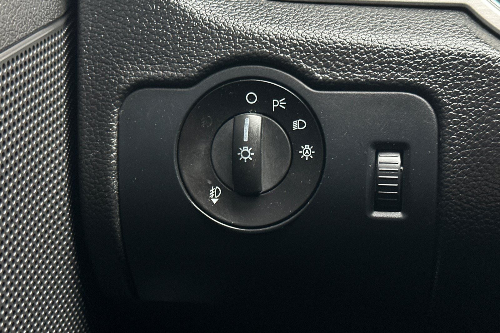 2013 Ford Mustang V6 Premium