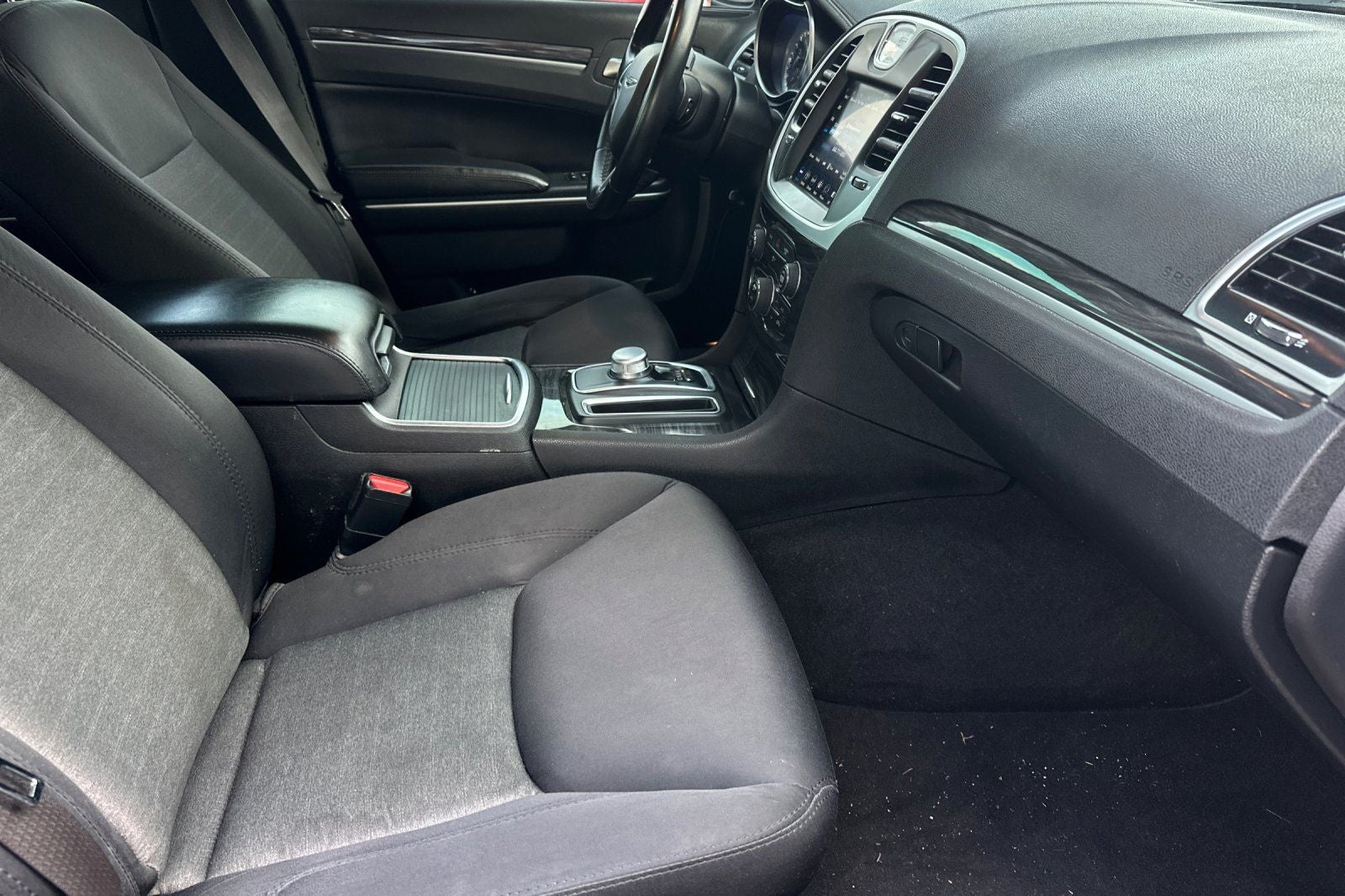 2019 Chrysler 300 Touring