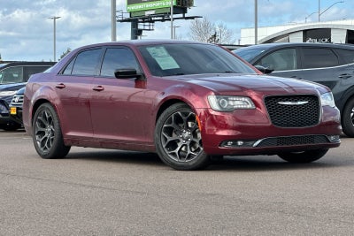 2019 Chrysler 300 Touring