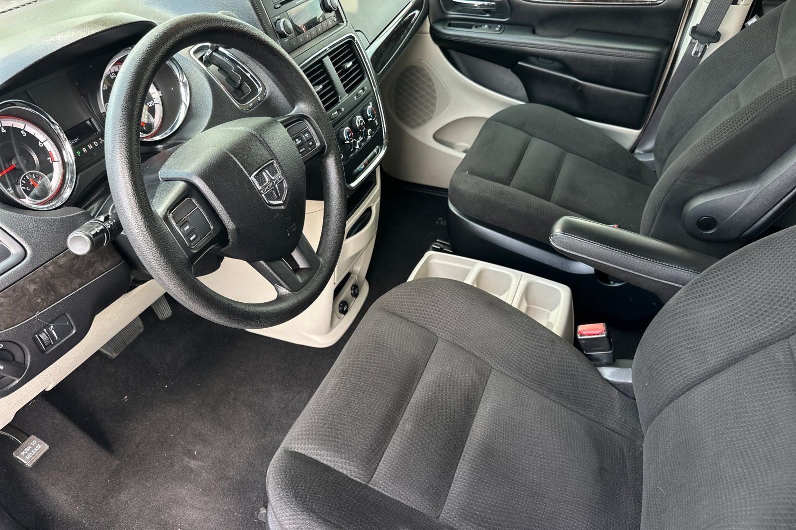 2015 Dodge Grand Caravan SE