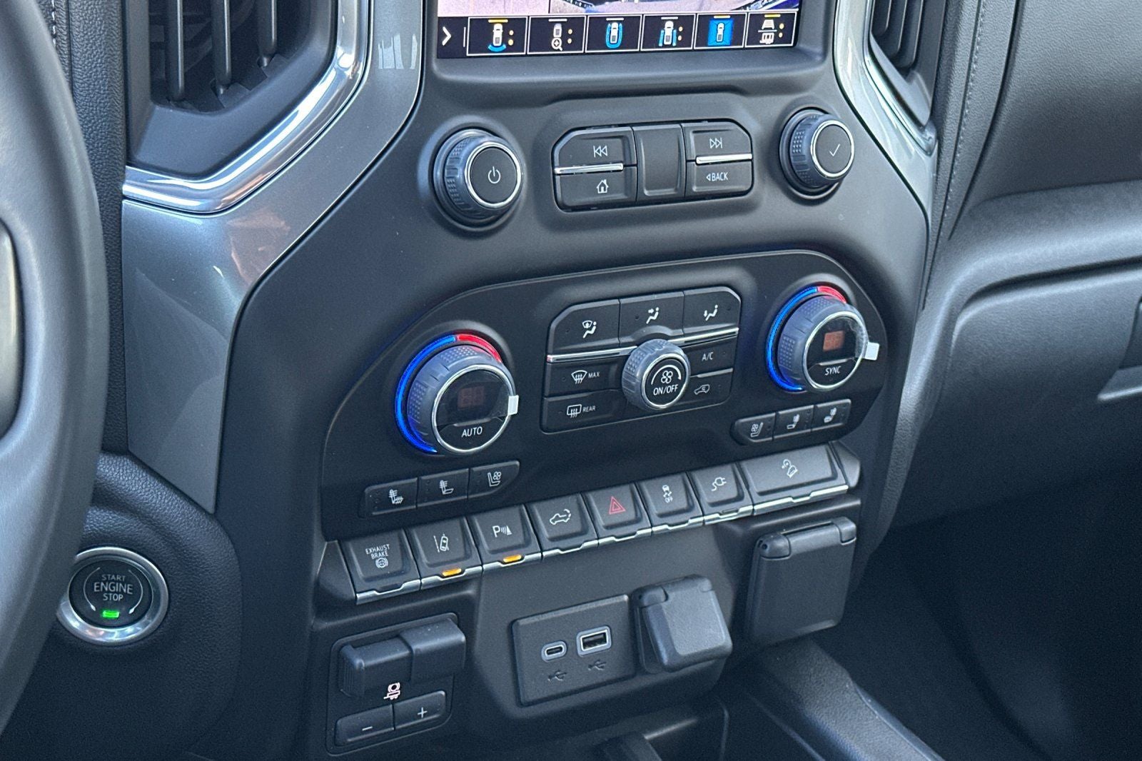 2023 Chevrolet Silverado 3500HD LTZ