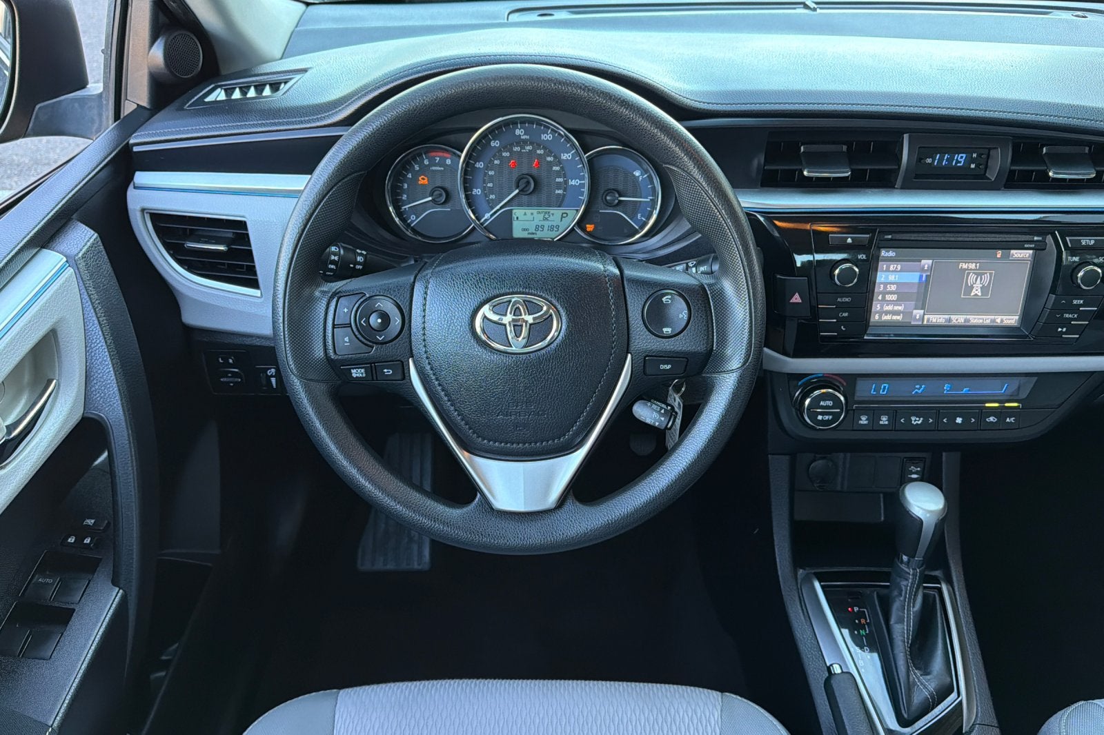 2014 Toyota Corolla LE Plus