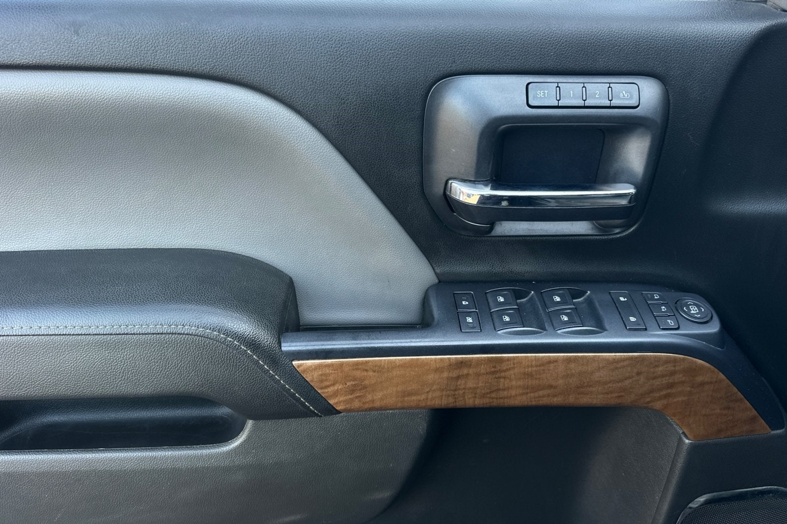 2016 Chevrolet Silverado 1500 LTZ 1LZ