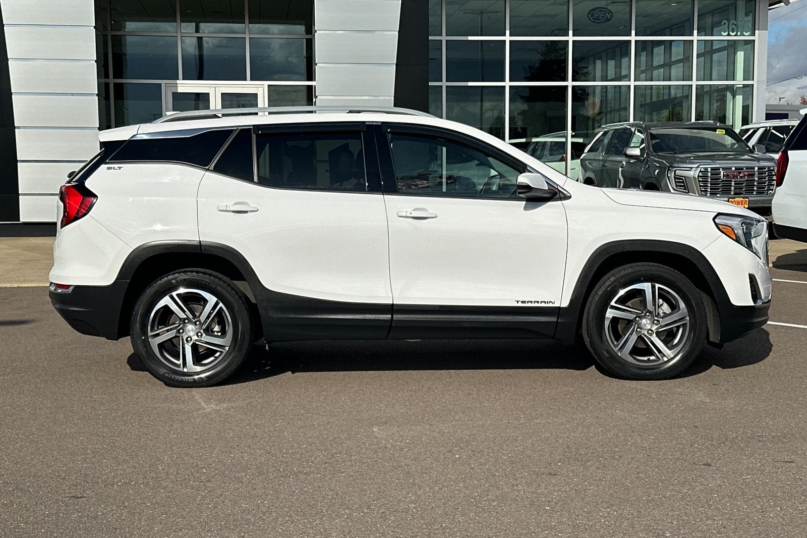 2020 GMC Terrain SLT