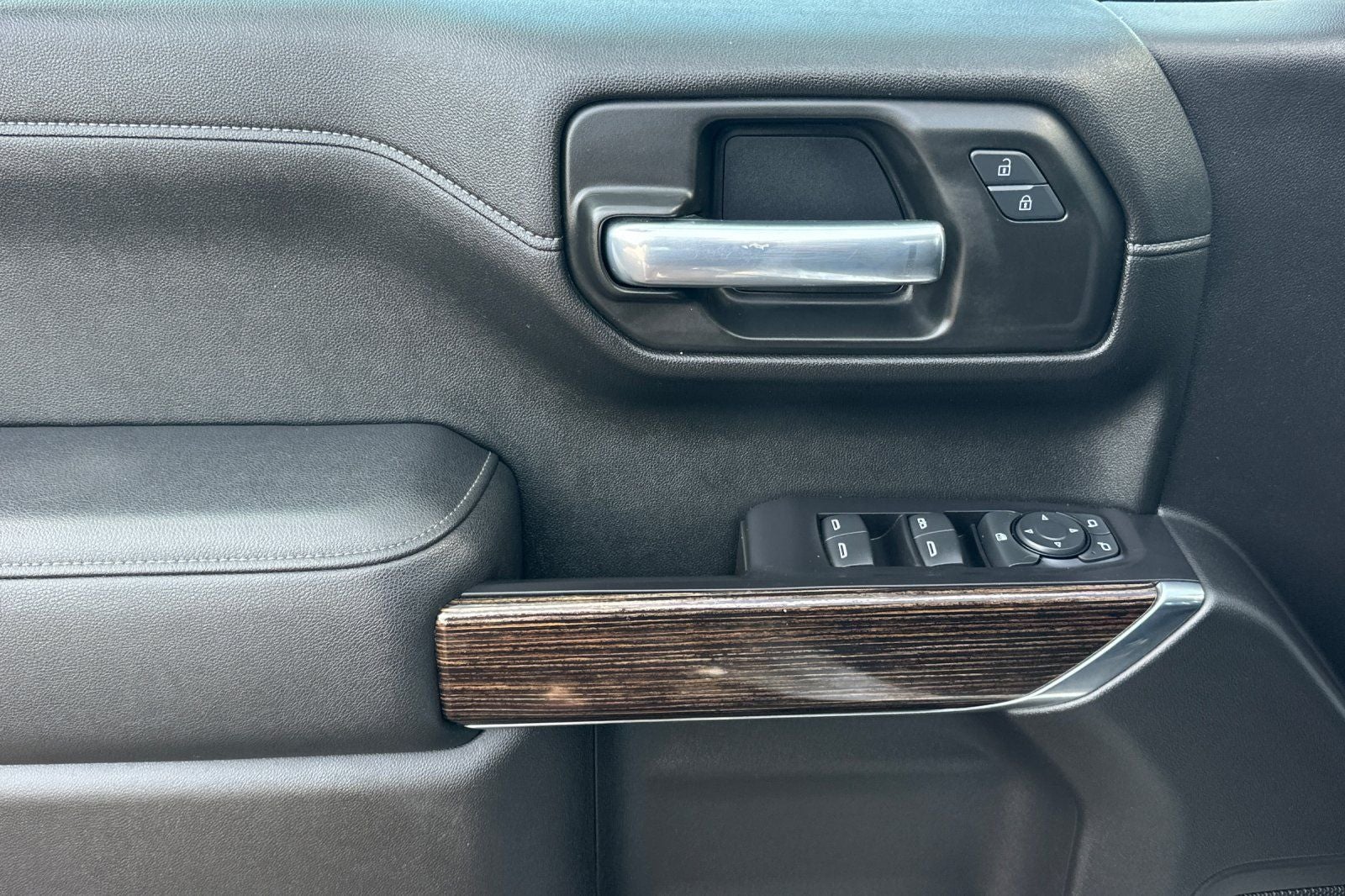 2021 GMC Sierra 1500 SLE