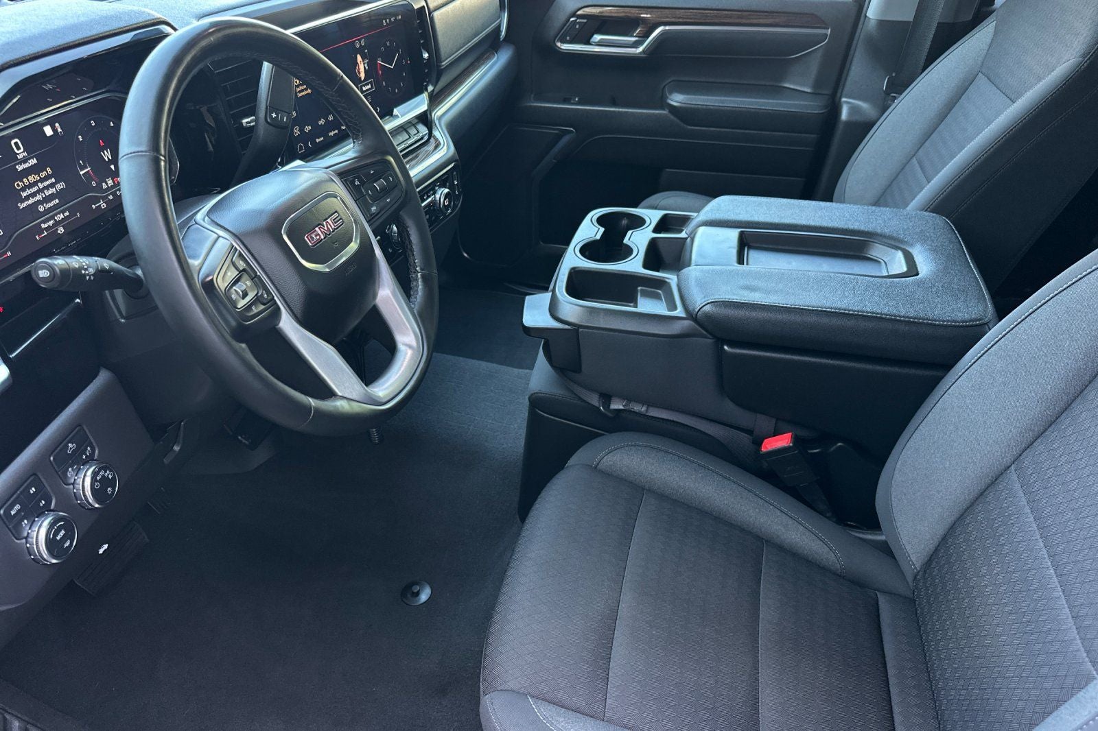 2023 GMC Sierra 1500 SLE