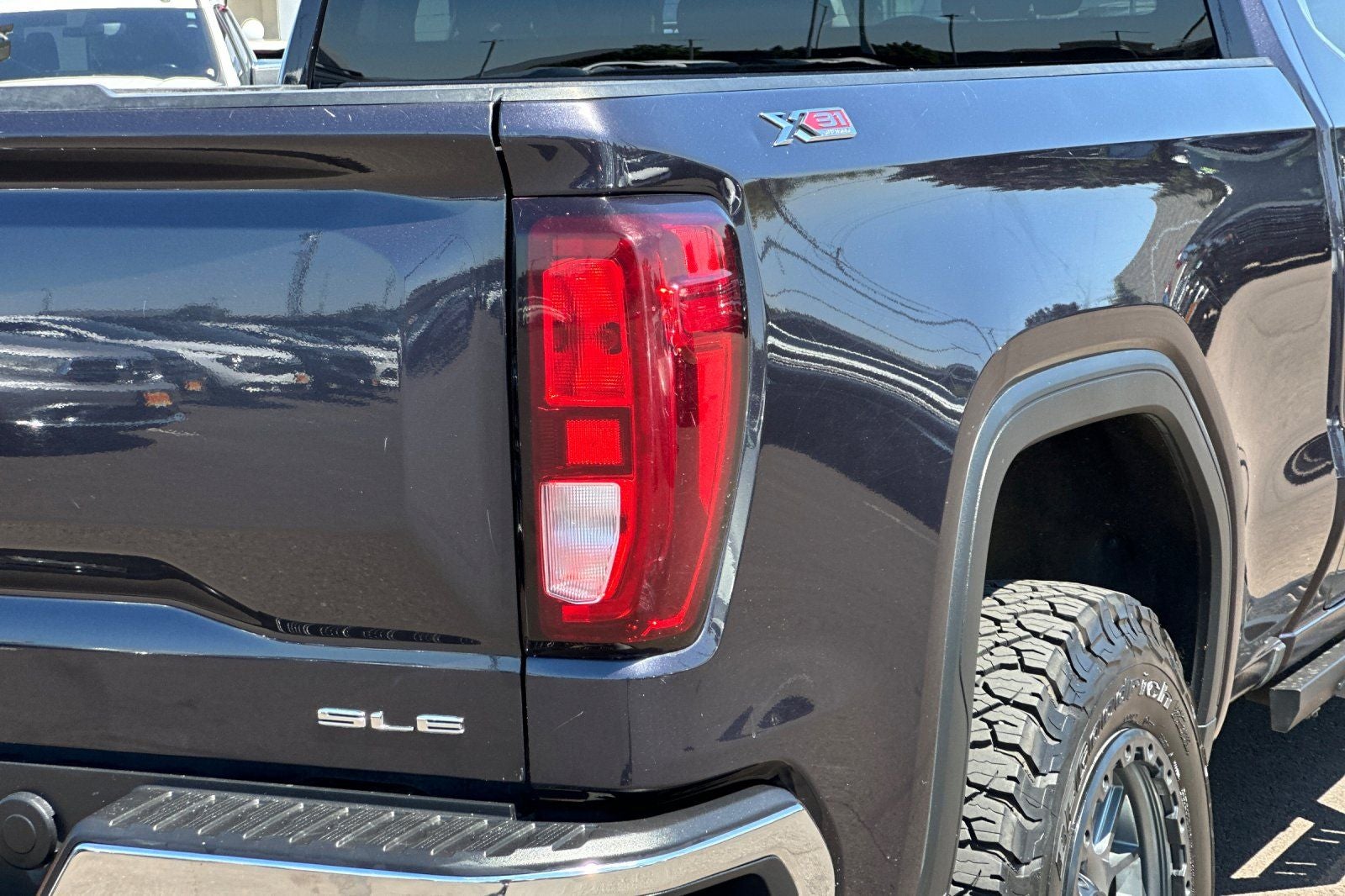2023 GMC Sierra 1500 SLE