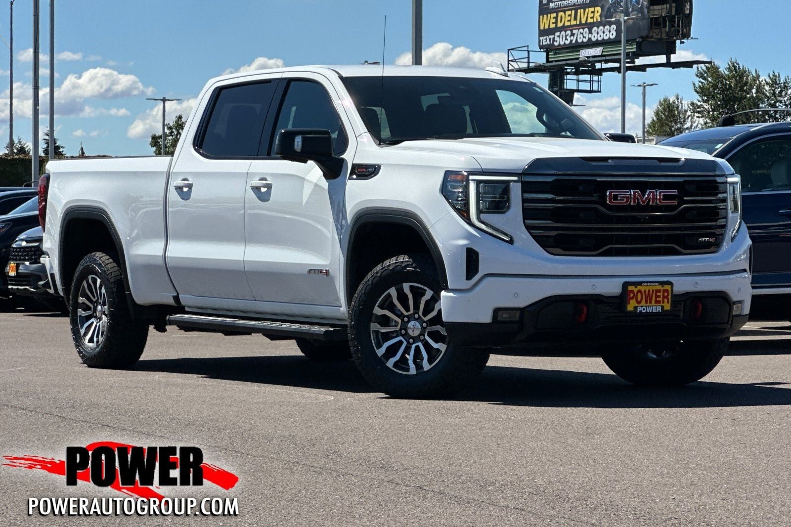 2023 GMC Sierra 1500 AT4