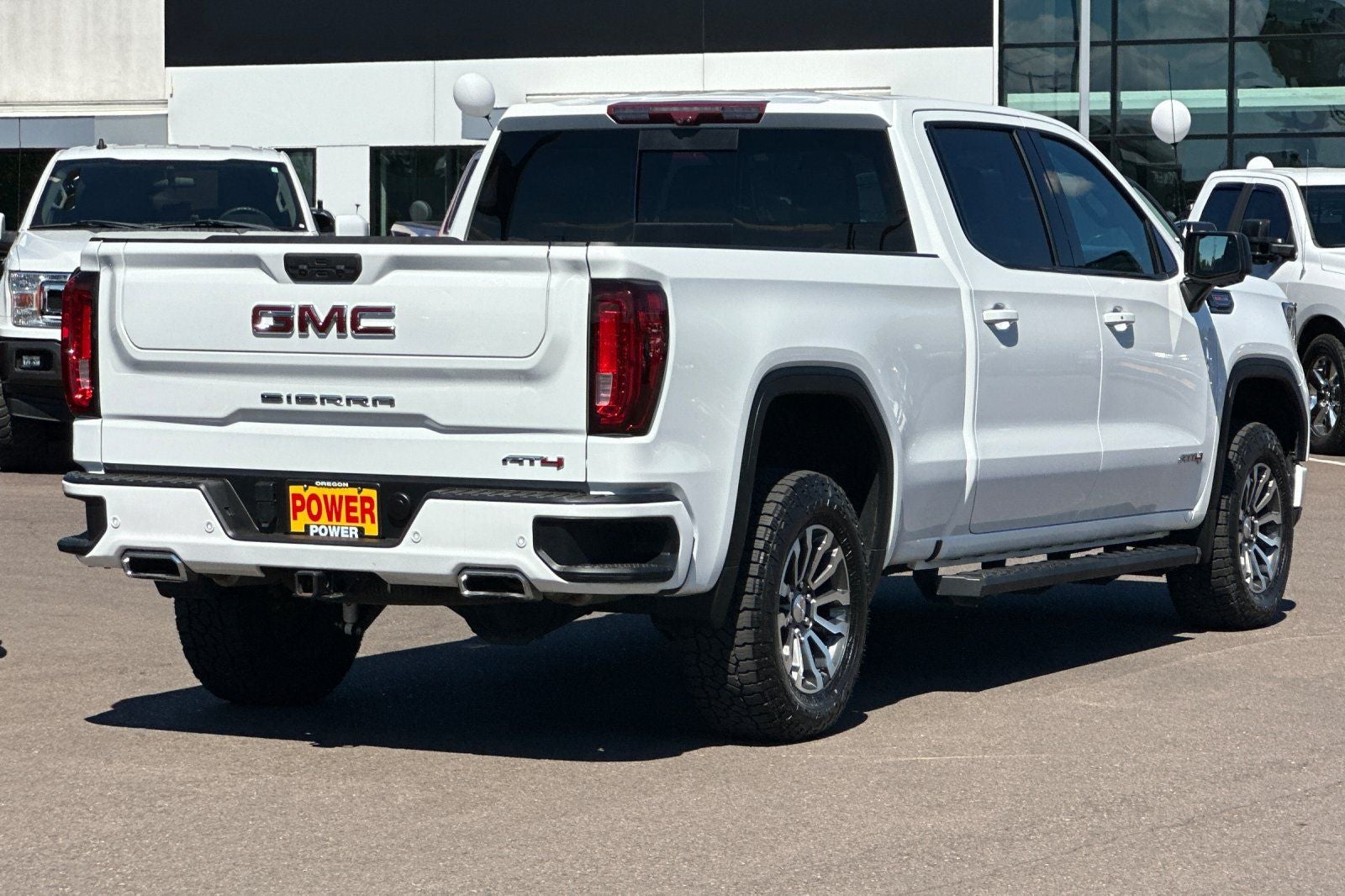 2023 GMC Sierra 1500 AT4