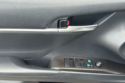 2021 Toyota Camry Hybrid LE