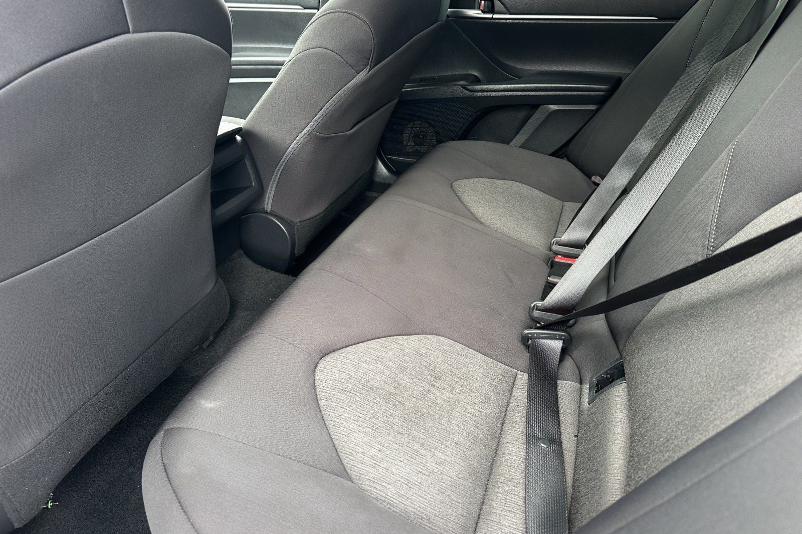 2021 Toyota Camry Hybrid LE