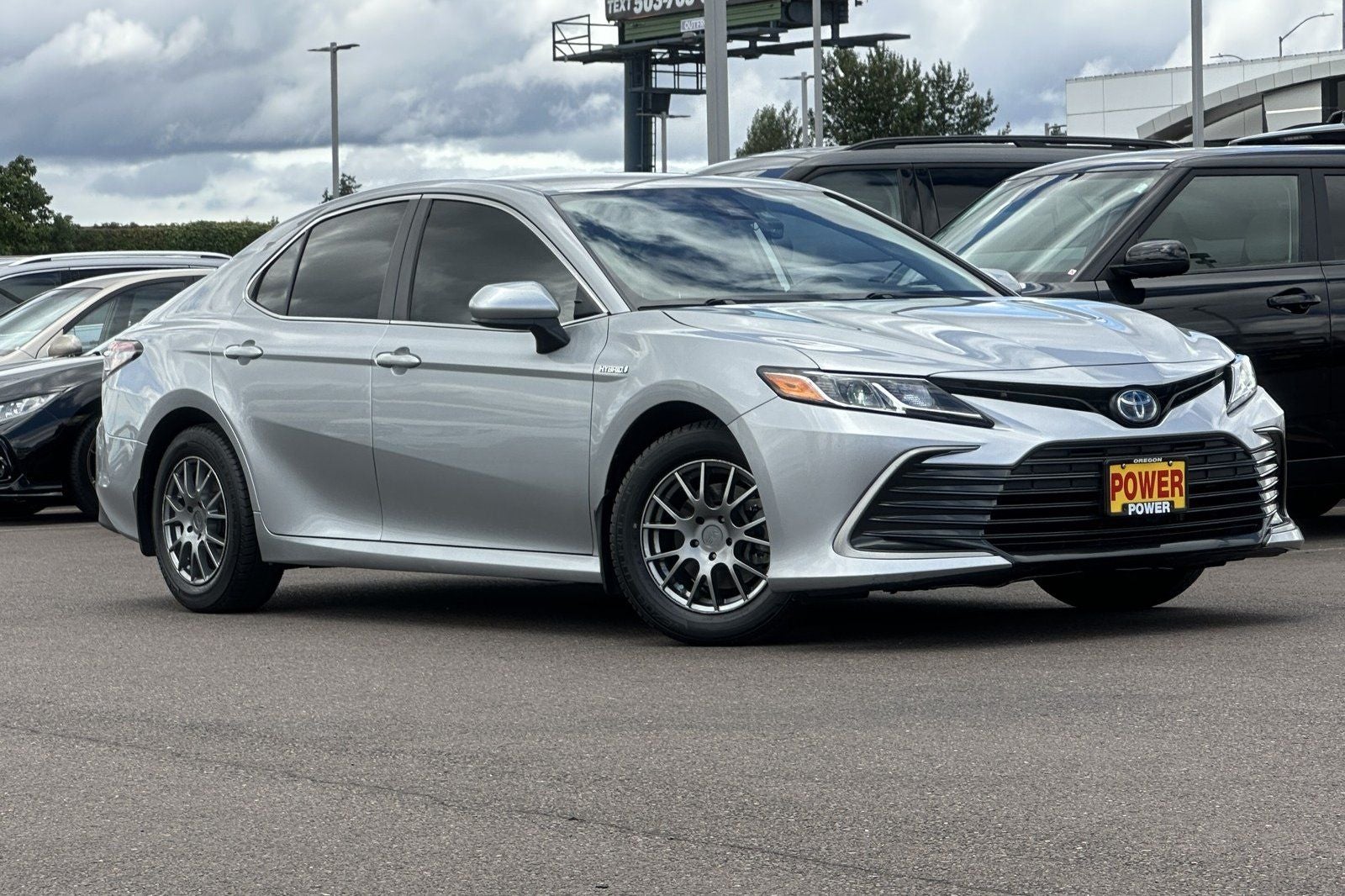 2021 Toyota Camry Hybrid LE