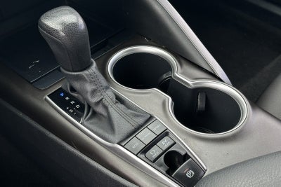 2021 Toyota Camry Hybrid LE