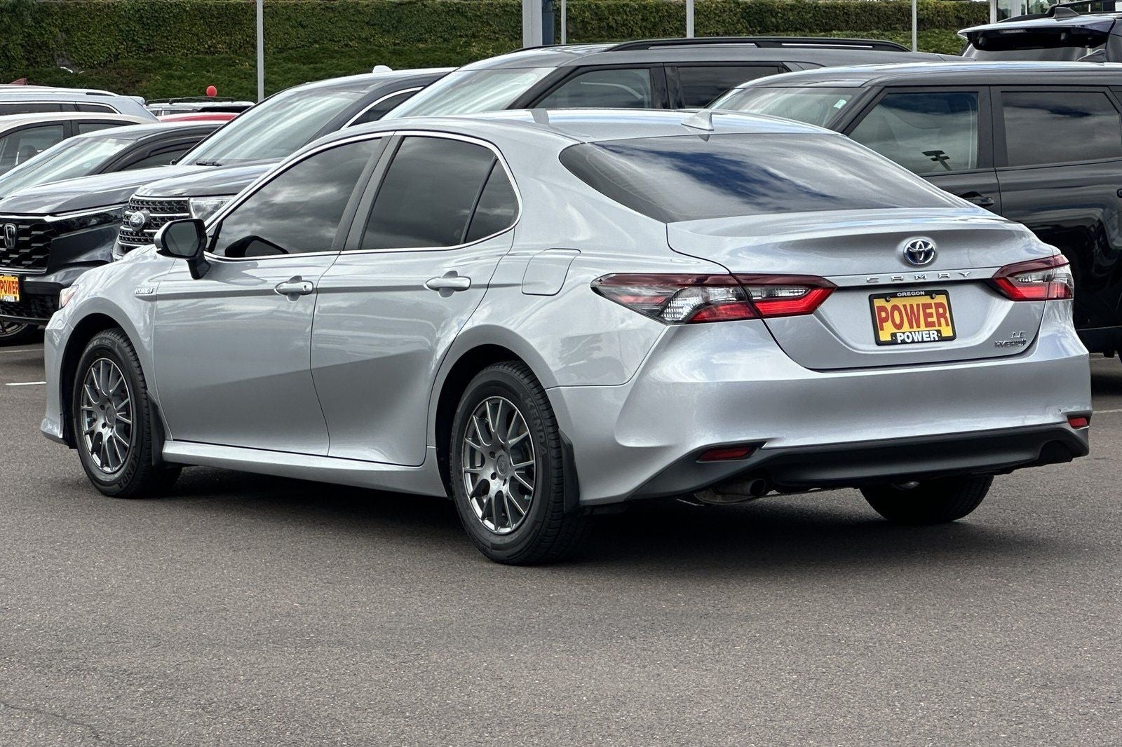 2021 Toyota Camry Hybrid LE