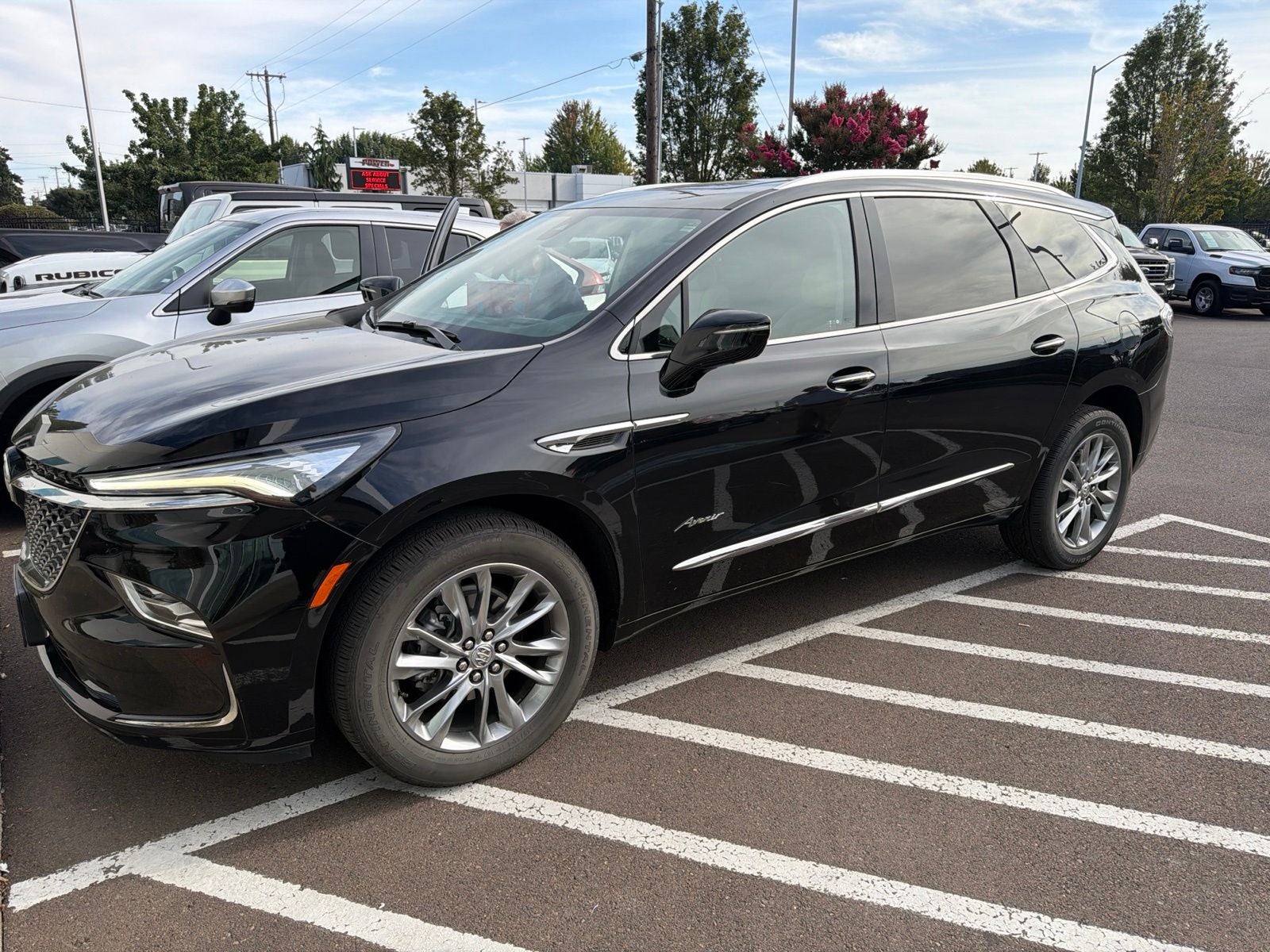 2023 Buick Enclave Avenir