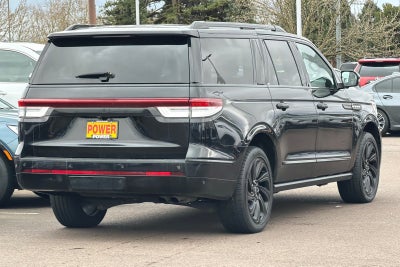 2023 Lincoln Navigator L Reserve