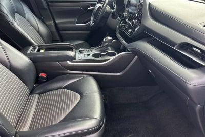 2021 Toyota Highlander XSE