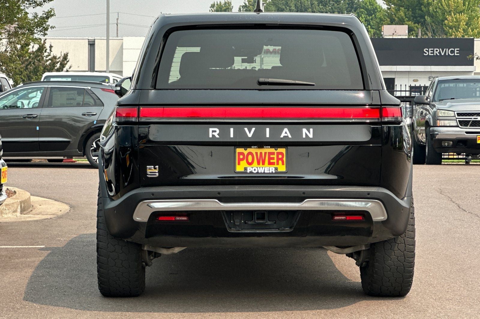 2023 Rivian R1S Adventure