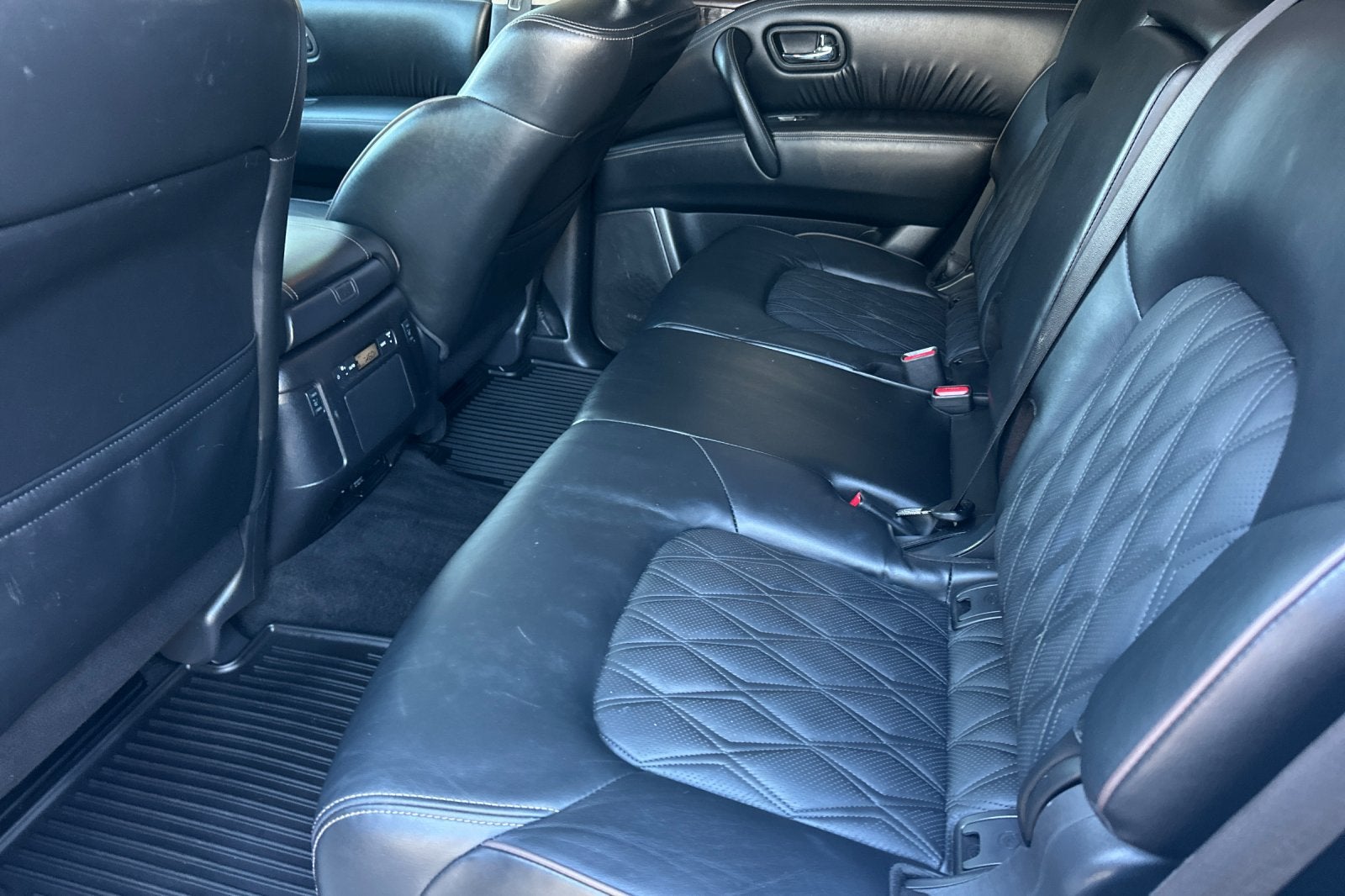 2021 Nissan Armada Platinum