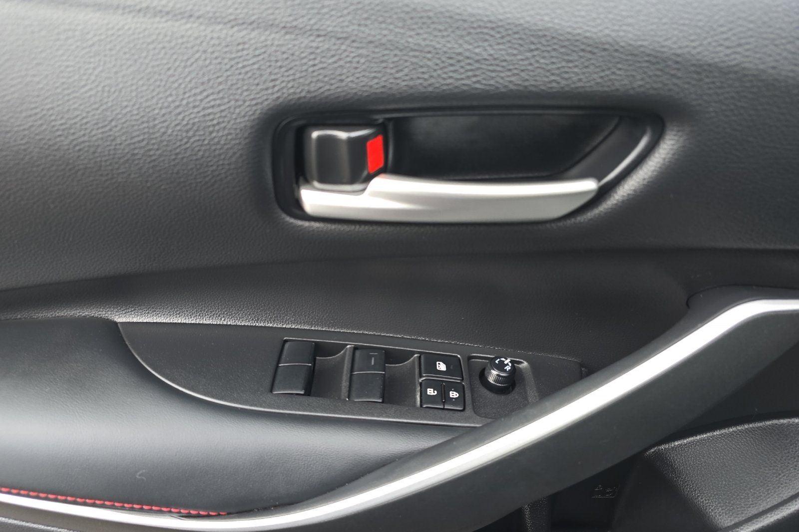 2025 Toyota Corolla Hybrid SE