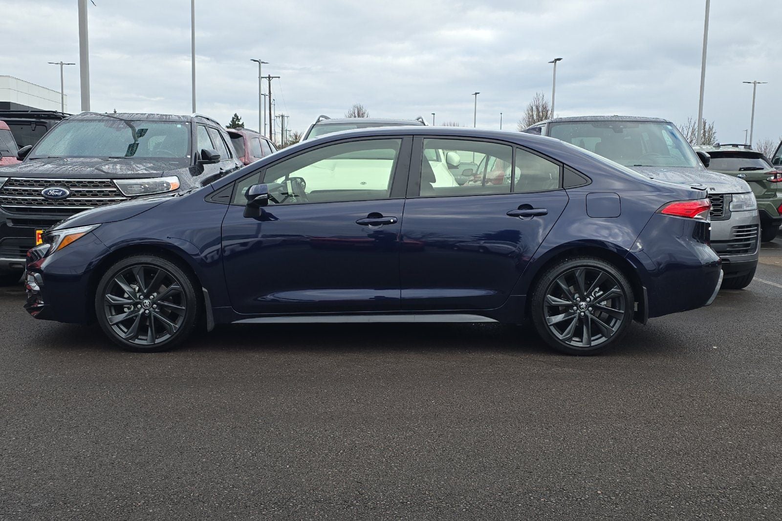 2025 Toyota Corolla Hybrid SE