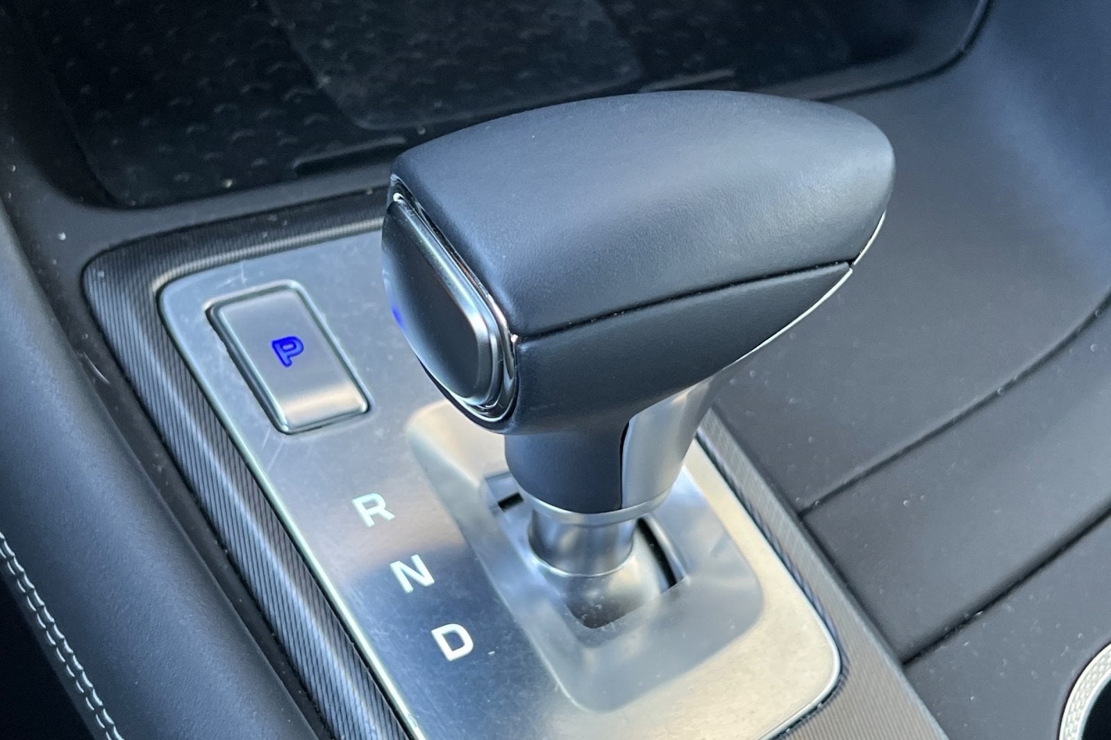 2024 Genesis G70 Base